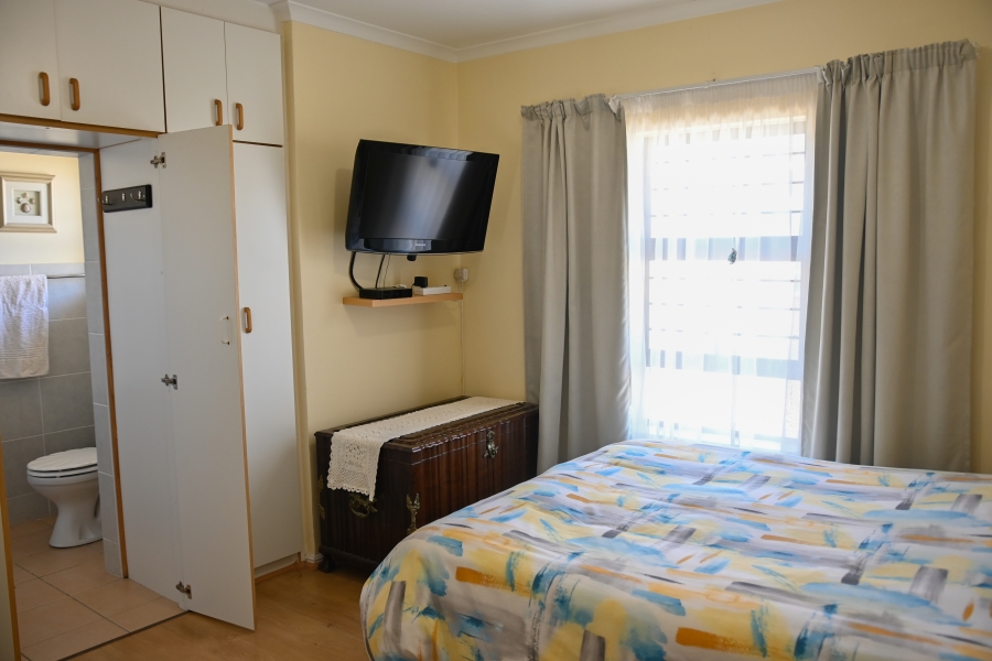 3 Bedroom Property for Sale in Fairview Golf Estate Western Cape